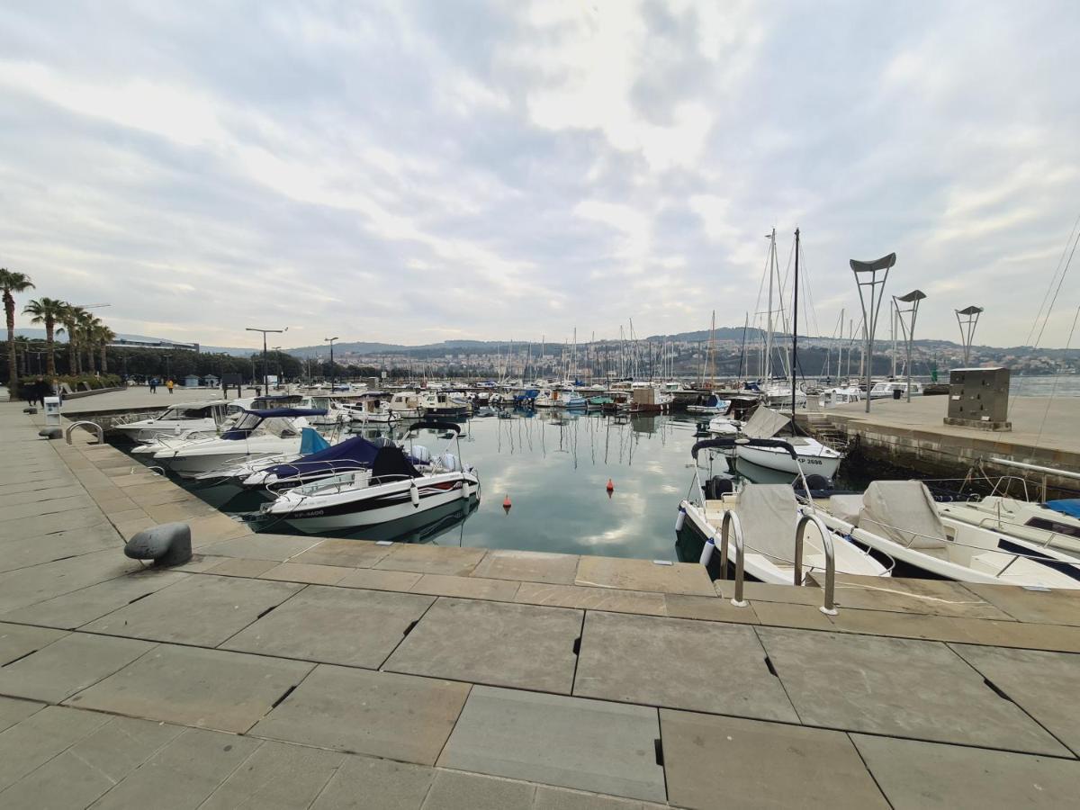 Appartement Koper Step To The Sea Extérieur photo